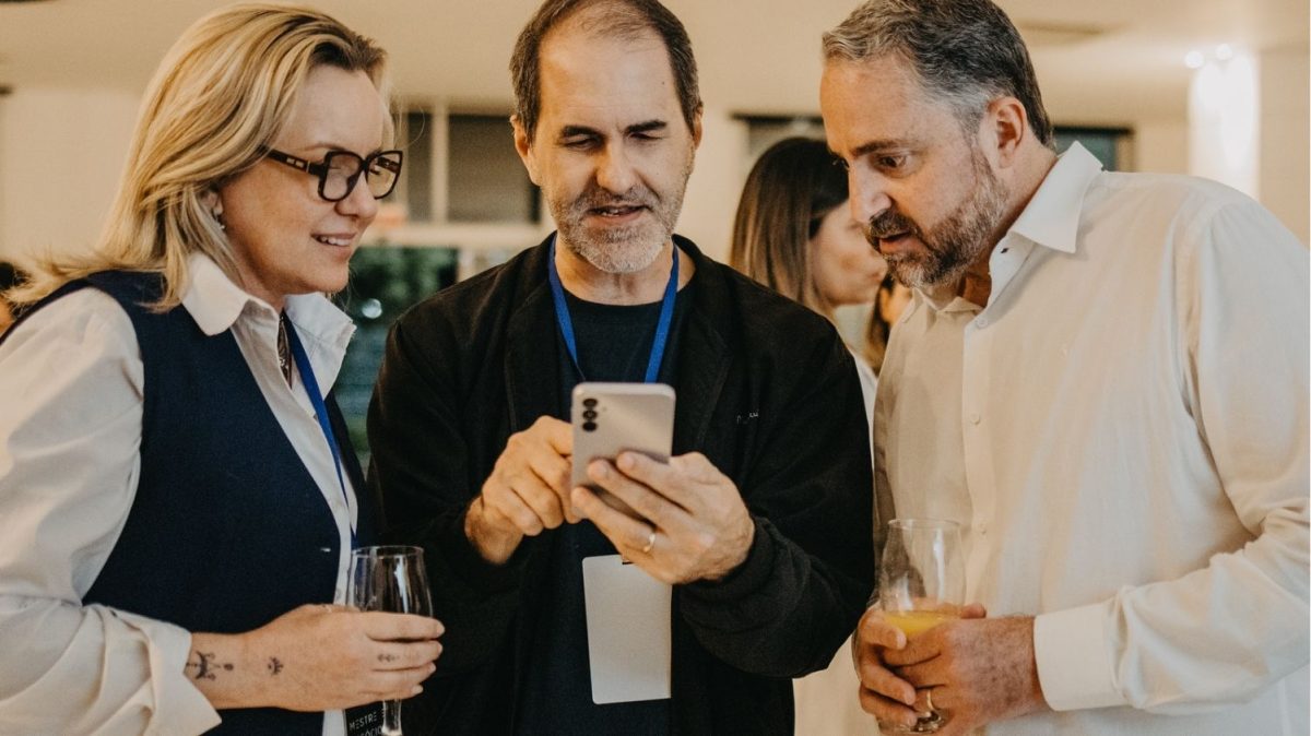 O Fim do Networking às Cegas: Como Rodadas Estruturadas Estão Gerando R$ 10 Milhões em Um Único Dia no Paraná
